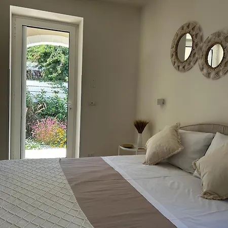 Dimora Oniri Bed & Breakfast Savelletri